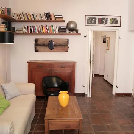 Baccina Cozy Apartment Rome